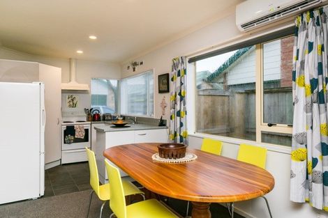 Photo of property in Miramar Villas, 12/6 Brussels Street, Miramar, Wellington, 6022