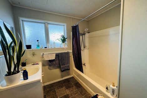 Photo of property in 325 Cambridge Avenue, Ashhurst, 4810