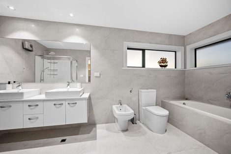 Photo of property in 5 Kingfisher Road, Silverdale, 0932