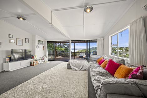 Photo of property in 3 Cambrae Road, Raglan, 3225