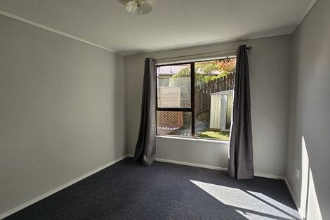 Photo of property in 154 Sievers Grove, Cannons Creek, Porirua, 5024