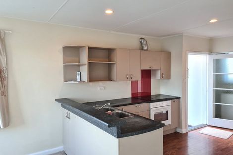 Photo of property in 16 Suva Street, Upper Riccarton, Christchurch, 8041