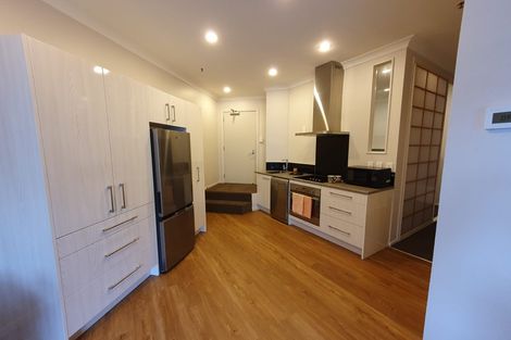 Photo of property in Terrace Garden Apartments, 2e/120 The Terrace, Wellington Central, Wellington, 6011