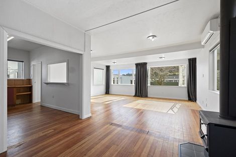 Photo of property in 11 Cornwall Street, Brooklands, New Plymouth, 4310