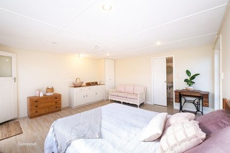 Photo of property in 4 Shrimpton Road, Haumoana, 4102