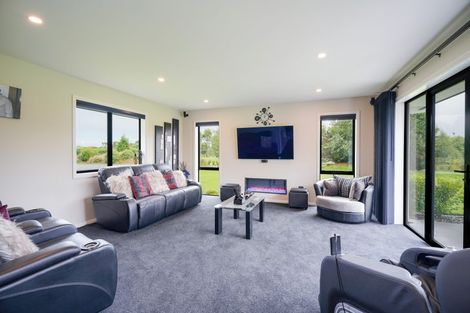 Photo of property in 171 Dunns Road, Otatara, Invercargill, 9879