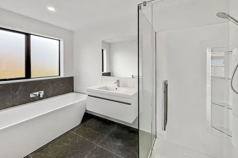 Photo of property in 35 Bill Hammond Drive, Belfast, Christchurch, 8051