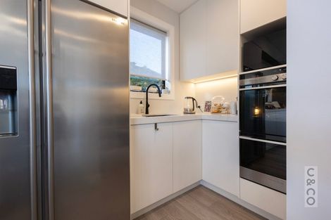 Photo of property in 21 Vogwill Road, Kumeu, 0810