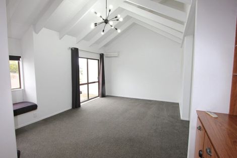 Photo of property in 9b Kirkland Street, Green Island, Dunedin, 9018