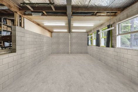 Photo of property in 115 Beach Haven Road, Beach Haven, Auckland, 0626