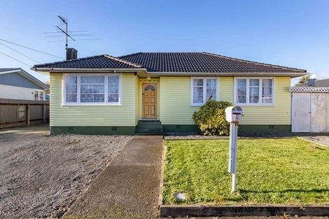 Photo of property in 8 Cole Grove, Wallaceville, Upper Hutt, 5018