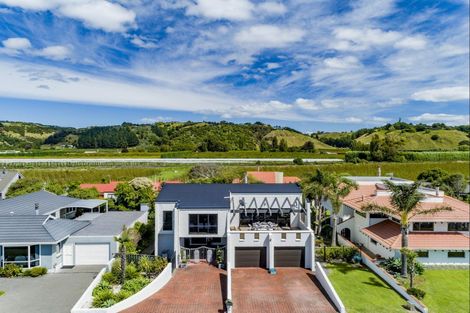 Photo of property in 73 Le Quesne Road, Bay View, Napier, 4104