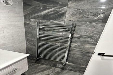 Photo of property in 2a Cobden Road, Bluff Hill, Napier, 4110