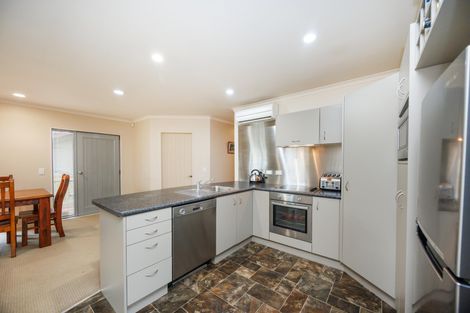 Photo of property in 10 Ouse Street, Rongotea, 4476