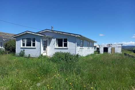 Photo of property in 25 Main Road, Tuatapere, 9620