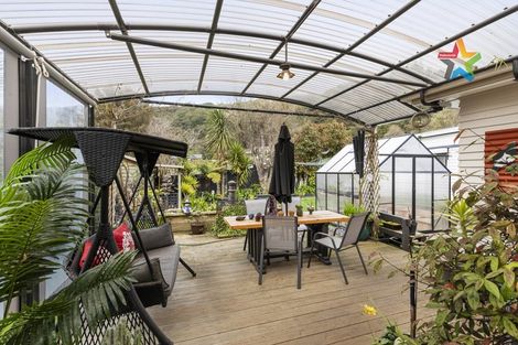 Photo of property in 19 Gardiner Grove, Wainuiomata, Lower Hutt, 5014