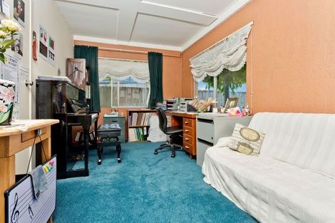 Photo of property in 50 Sartors Avenue, Browns Bay, Auckland, 0630