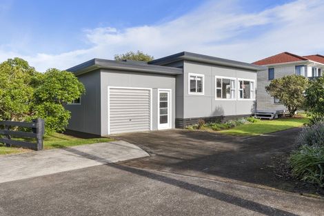 Photo of property in 115a Barbara Avenue, Whangamata, 3620