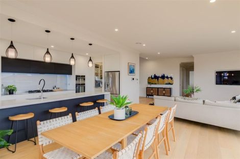 Photo of property in 161 Hackthorne Road, Cashmere, Christchurch, 8022