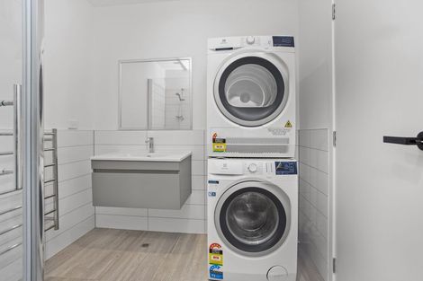 Photo of property in 405/147 Victoria Street West, Onehunga, Auckland, 1061