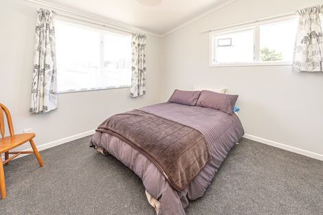 Photo of property in 18 Murch Place, Tawhero, Whanganui, 4500