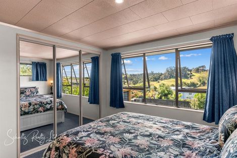 Photo of property in 4 Hebe Lane, Maungaturoto, 0520