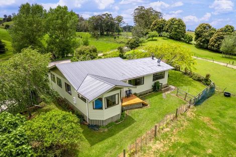 Photo of property in 410 Paradise Road, Tangiteroria, 0381
