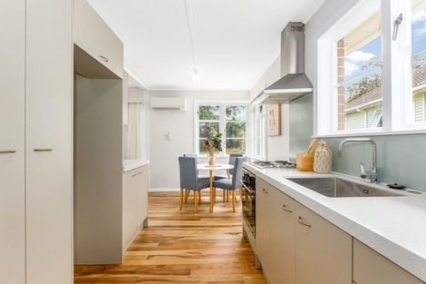 Photo of property in 27 Mckillop Street, Ranui, Porirua, 5024