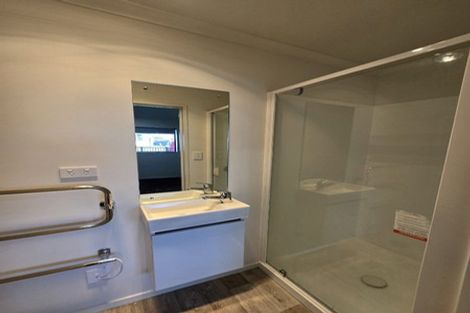 Photo of property in 2/16 Russell Road, Manurewa, Auckland, 2102