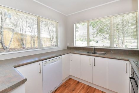 Photo of property in 1/8 Mably Court, Stanmore Bay, Whangaparaoa, 0932