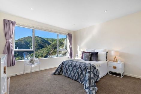 Photo of property in 40 Rarangi Way, Owhiro Bay, Wellington, 6023