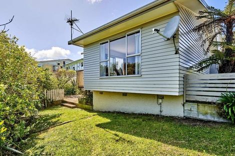 Photo of property in 51 Sea Vista Drive, Pukerua Bay, 5026