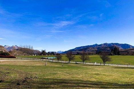 Photo of property in 53 Alec Robins Road, Lake Hayes, Queenstown, 9371