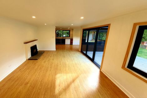 Photo of property in 48 Awarua Road, Otatara, Invercargill, 9879