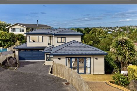 Photo of property in 2/368 East Coast Road, Sunnynook, Auckland, 0630