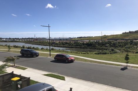 Photo of property in 3 Cambie Avenue, Red Beach, 0932