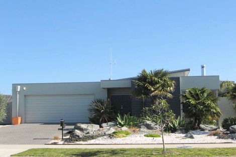 Photo of property in 22 Oriental Parade, Papamoa Beach, Papamoa, 3118