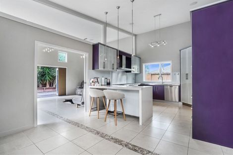 Photo of property in 48 Barrington Drive, Huntington, Hamilton, 3210