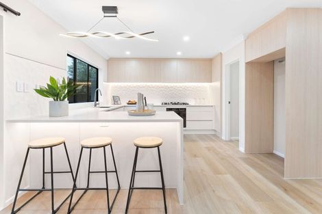 Photo of property in 305a Albany Highway, Rosedale, Auckland, 0632