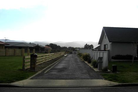 Photo of property in 23 Kenwyn Drive, Carterton, 5713