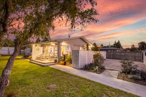 Photo of property in 6 Windlesham Place, Wakefield, 7025