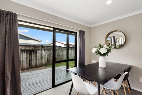 Photo of property in 48 Splitt Avenue, Glenview, Hamilton, 3206