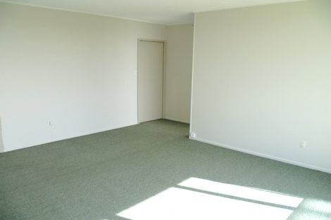 Photo of property in 23 Rangitane Street, Maupuia, Wellington, 6022