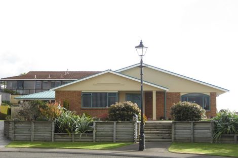 Photo of property in 9 Whalers Rise, Whalers Gate, New Plymouth, 4310
