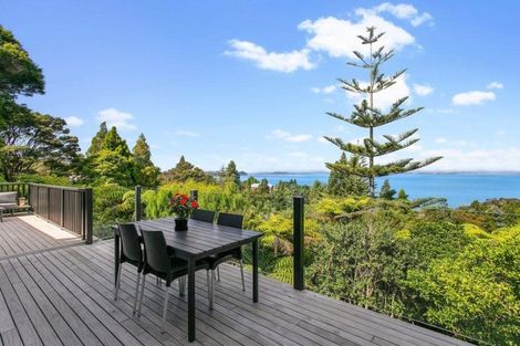 Photo of property in 27 Takahe Road, Titirangi, Auckland, 0604