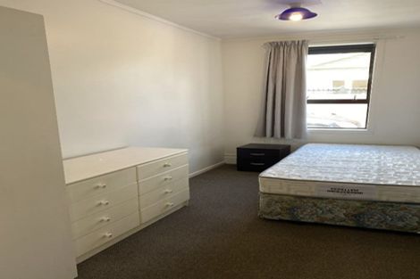Photo of property in 35 Bay Street, Petone, Lower Hutt, 5012