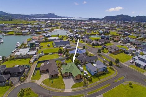 Photo of property in 4 Pelican Place, Whitianga, 3510