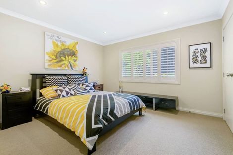 Photo of property in 30c Marine Parade, Mellons Bay, Auckland, 2014