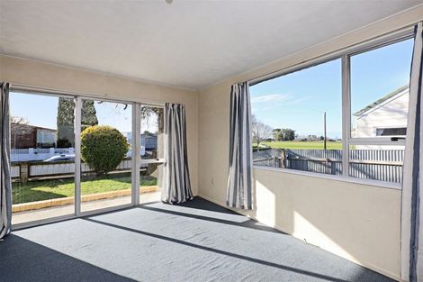 Photo of property in 3 Tenby Terrace, Flaxmere, Hastings, 4120