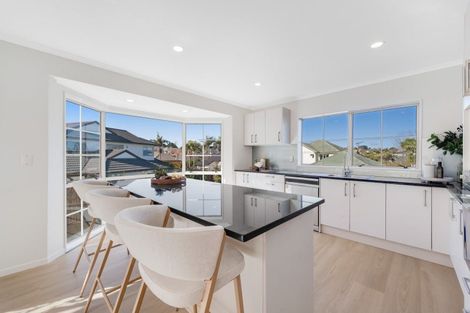 Photo of property in 8 Covina Place, Somerville, Auckland, 2014
